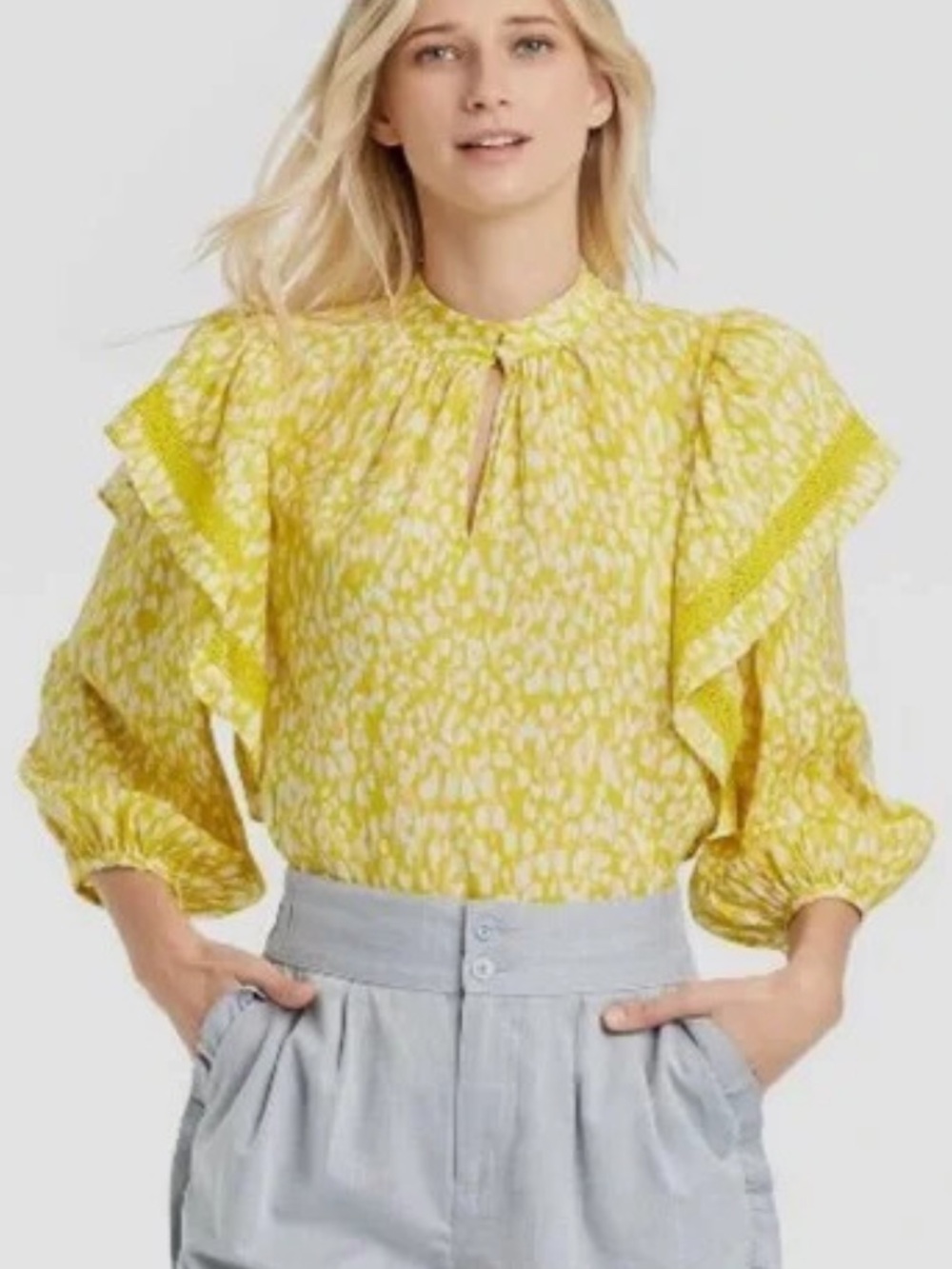 Who What Wear Yellow White Printed Ruffle-Sleeve Blouse Size M